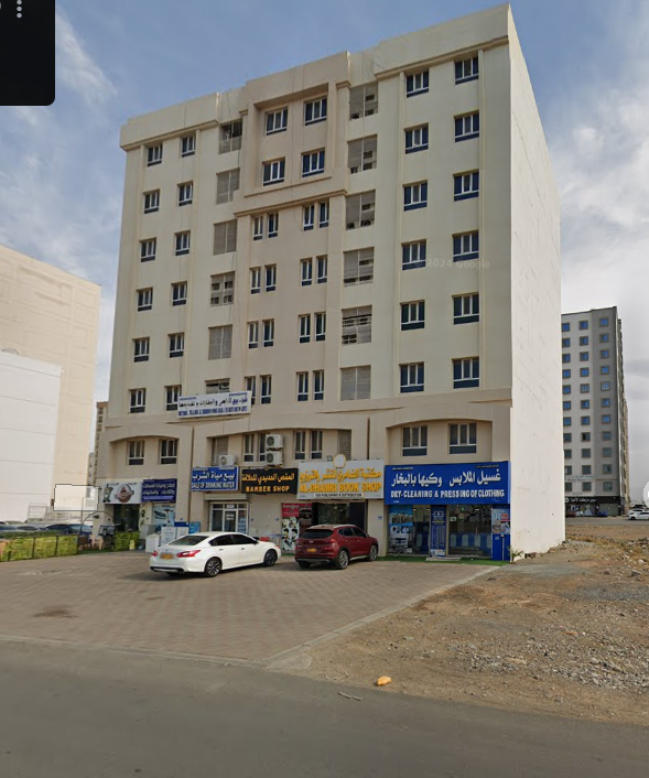 شقة مؤجرة للبيع في المعبيلة الجنوبية