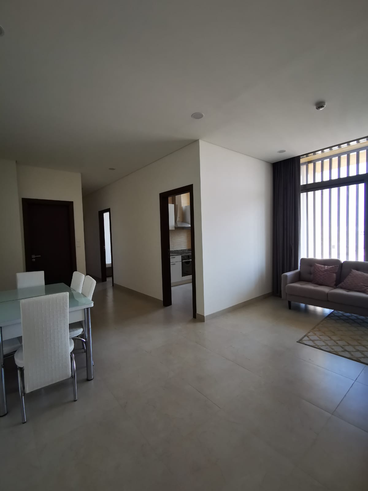 شقة مؤثثة للإيجار في الموالح -خلف ستي سنتر